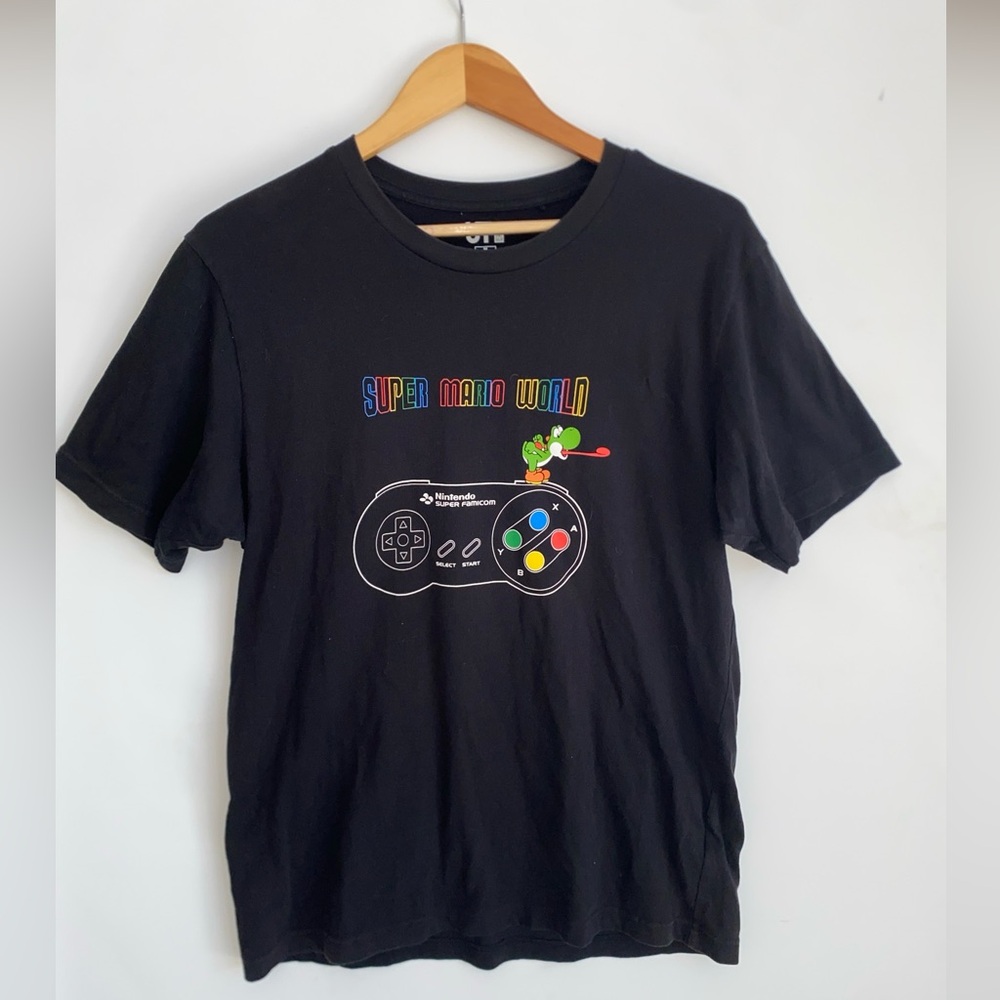 UT Uniqlo x Super Mario World T Shirt